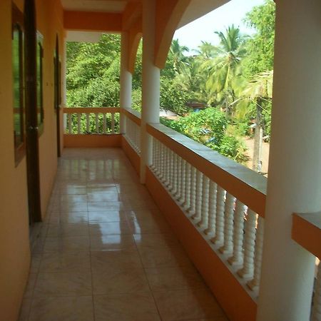 Madonna Holidays Benaulim Exterior foto
